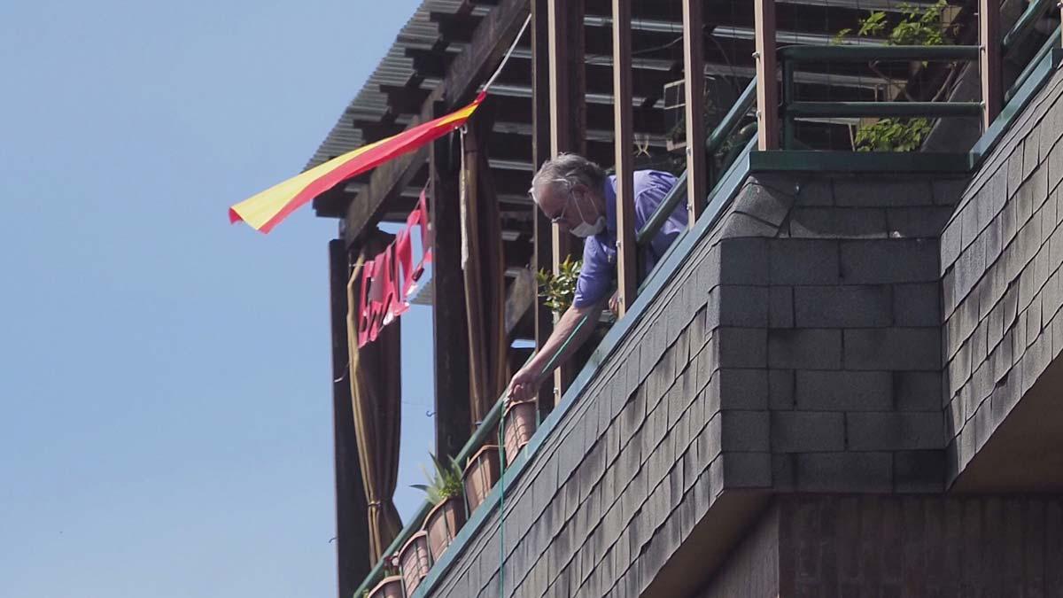 Un anciano de Valladolid se atrinchera en su casa con dos escopetas y dispara a la calle