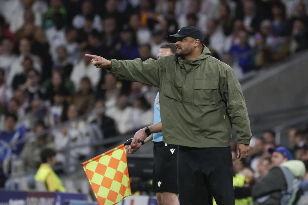 Vincent Kompany durante un partido del Bayern Múnich