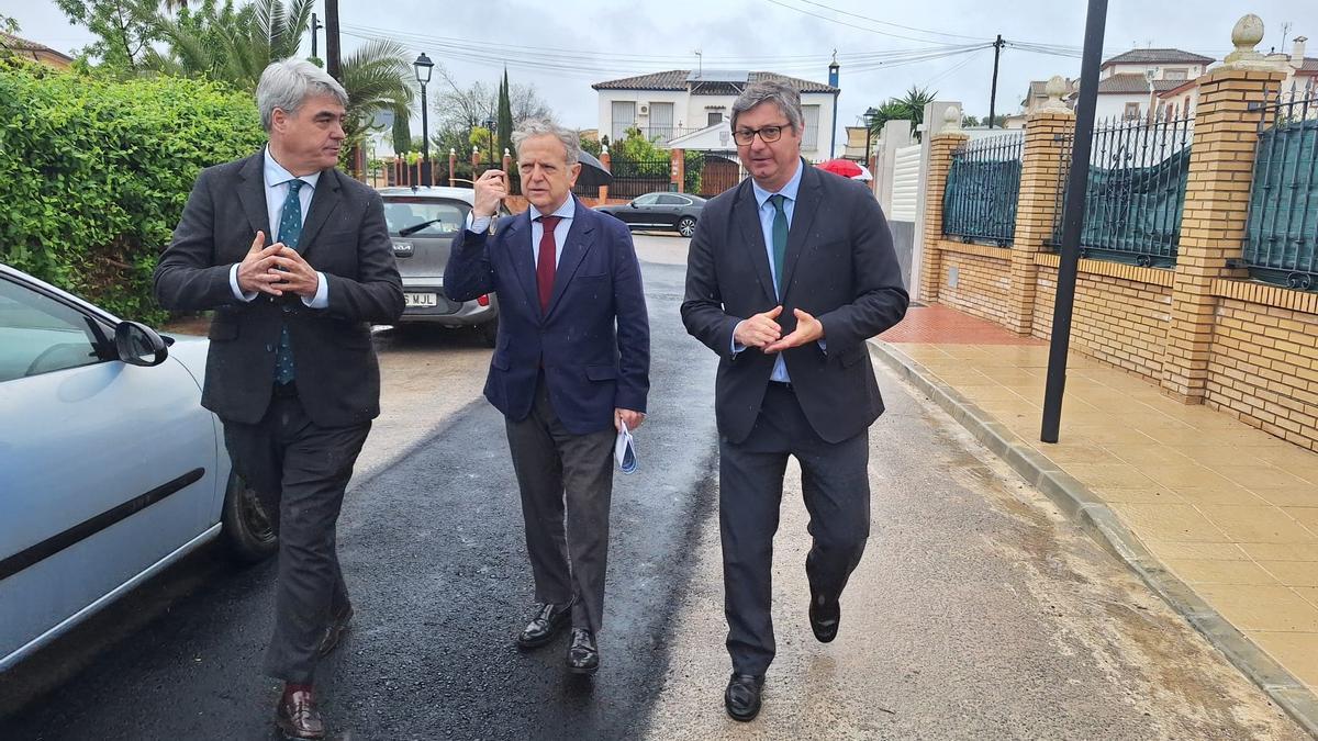 Manuel Martín, Salvador Fuentes y Sergio Velasco, en la Cañada de la Plata.