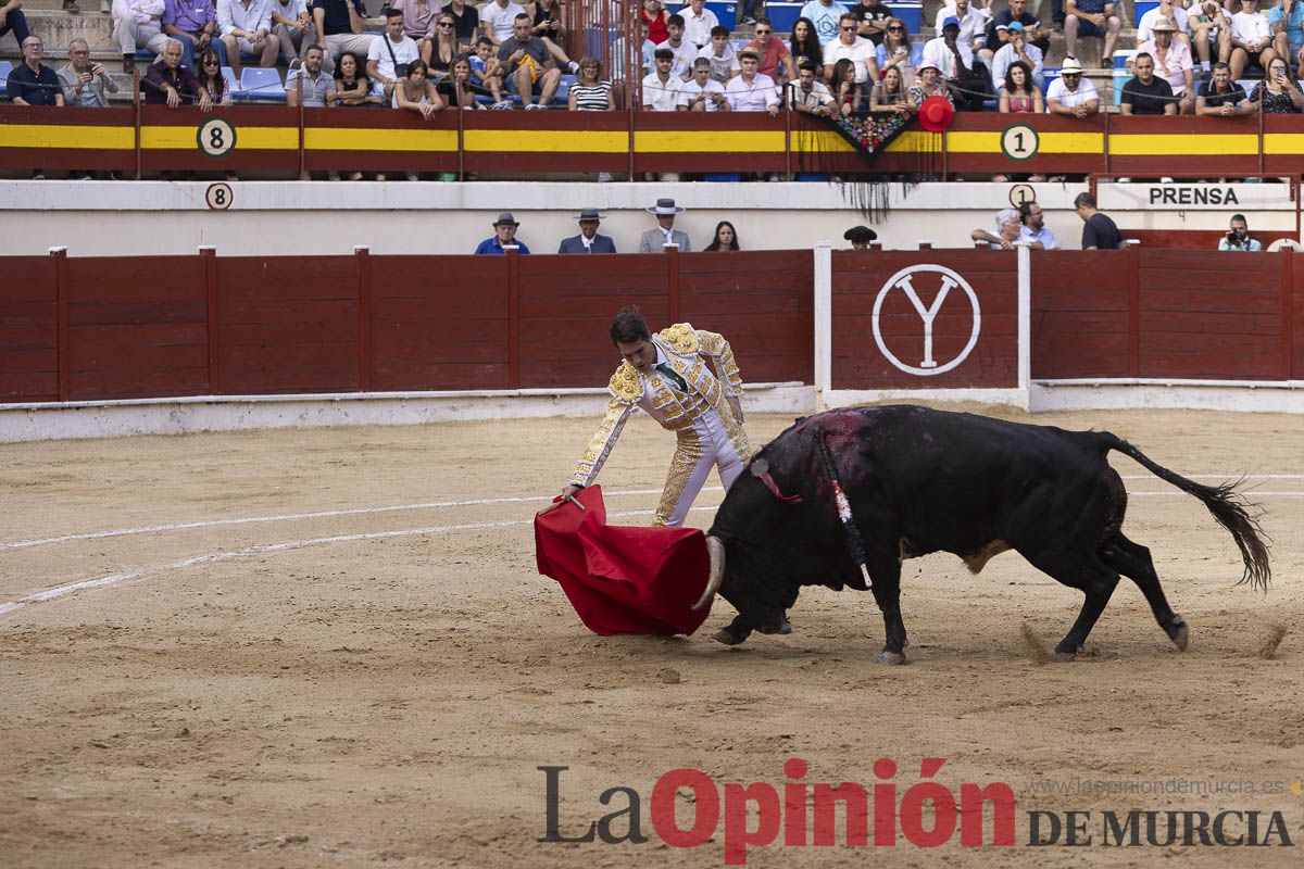 Tarde histórica en Abarán con la alternativa de José María Trigueros y el indulto de Tomás Rufo, junto a Castella salieron a hombros
