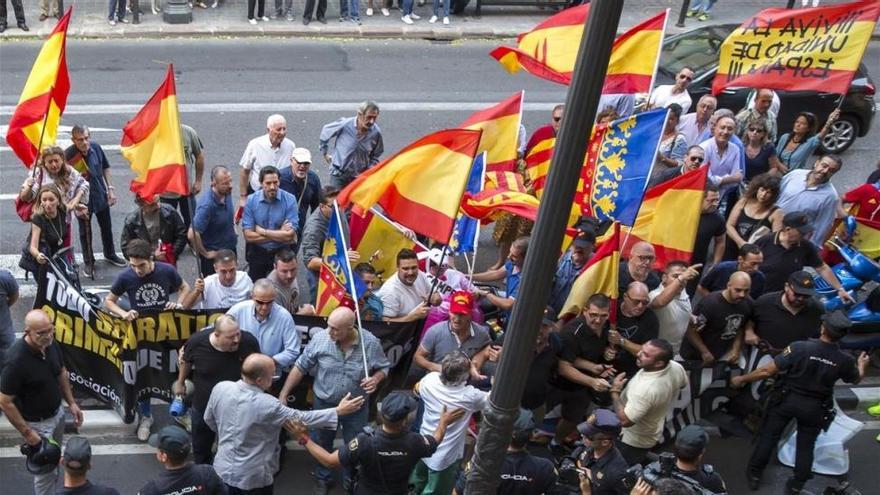 Intentos de agresión en un acto en Valencia en apoyo al referéndum