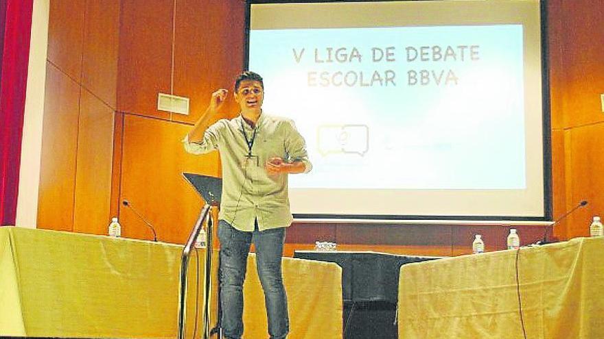 Raúl Hernández durante su intervención