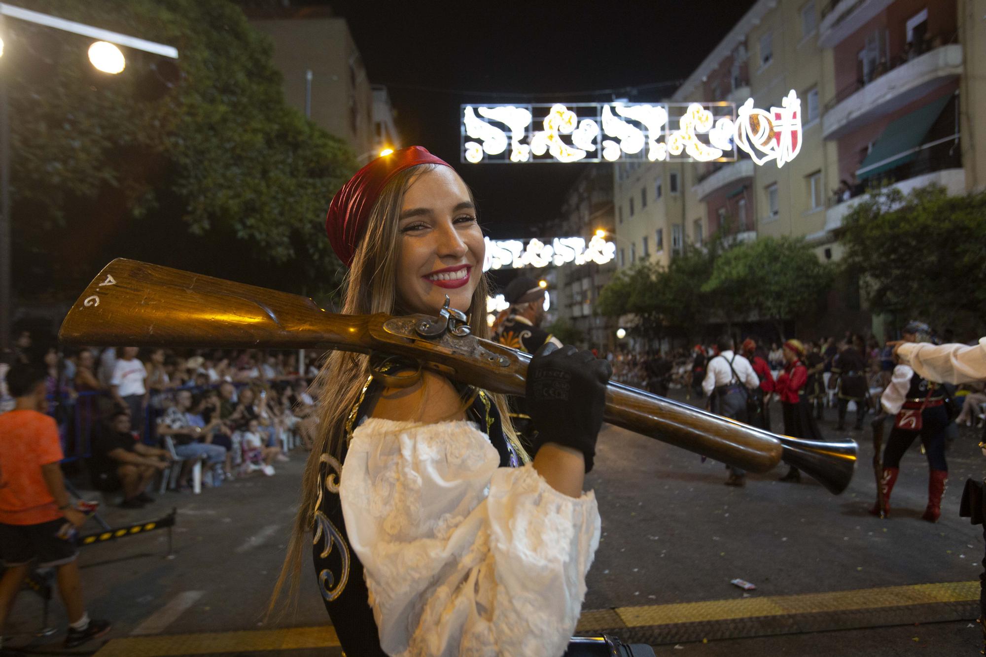 Las fiestas de Moros y Cristianos de Altozano, en Alicante, viven sus fechas principales desde esta noche con el desfile infantil y la embajada