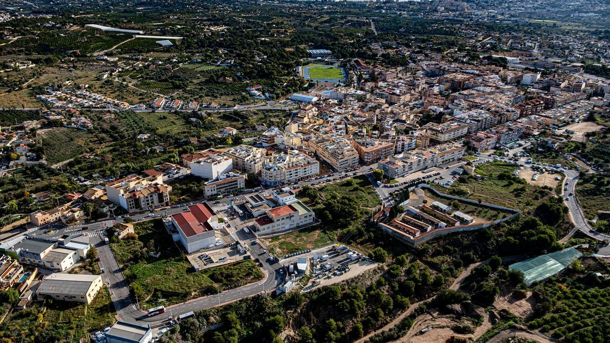 Vista aérea del municipio de l’Alfàs del Pi.