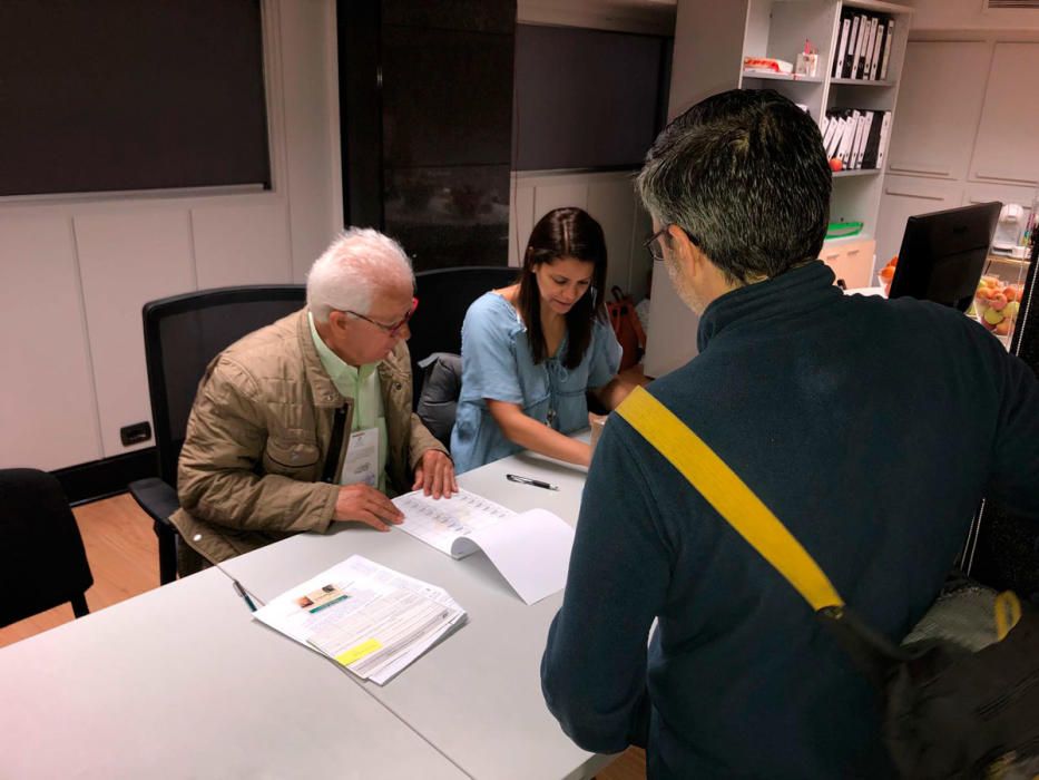 Pensionistas venezolanos claman en Vigo contra el fraude electoral en su país