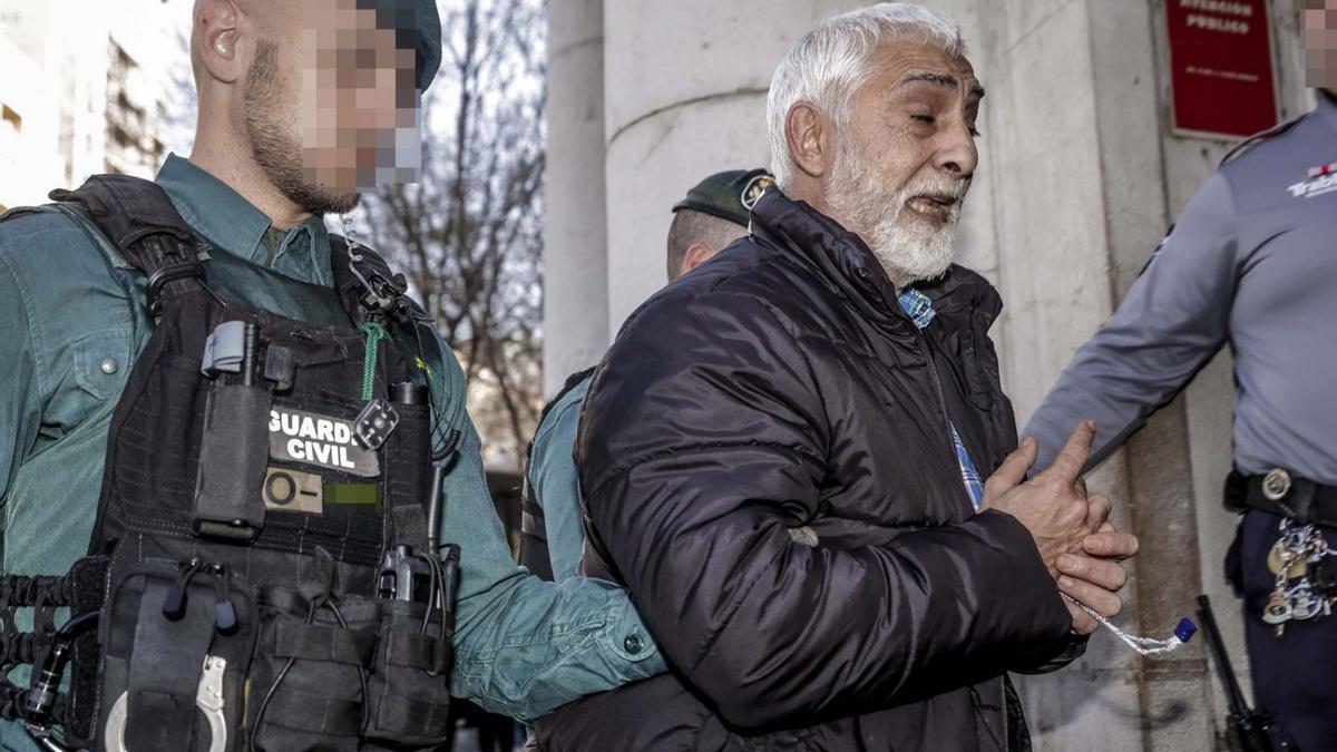 Carlos Cortés Radó, el Charly, en los juzgados de Palma tras su detención en marzo de 2024. | B. RAMON