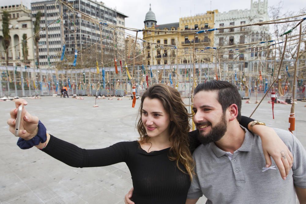 Búscate en la mascletà del 3 de marzo