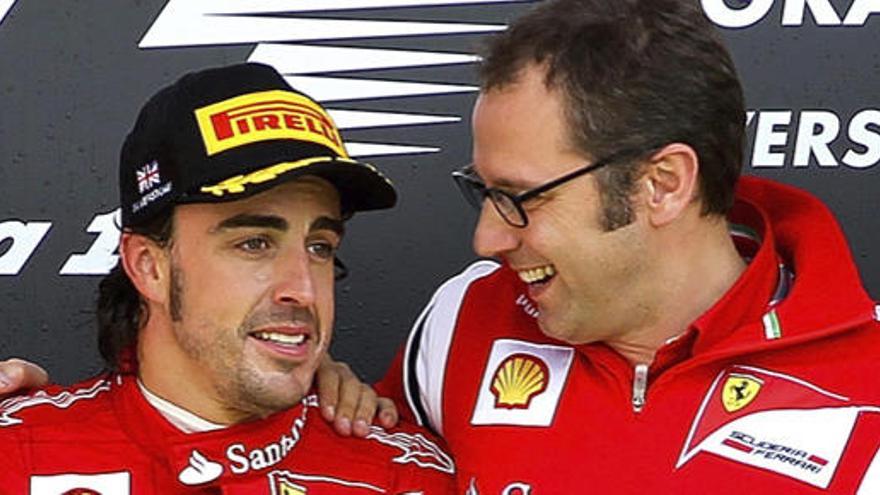 Domenicali, con Fernando Alonso.