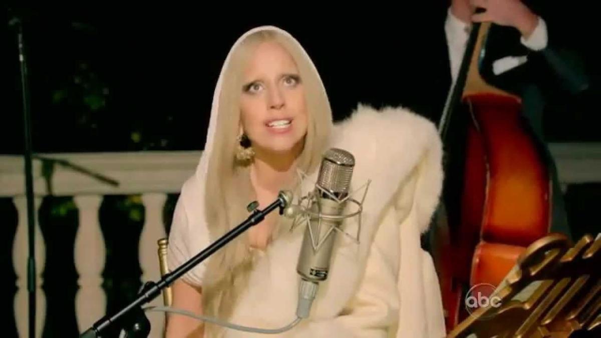 White Christmas, de Lady Gaga