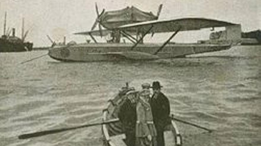 Cien años del vuelo del Plus Ultra, la hazaña que los emigrantes convirtieron en apoteosis española