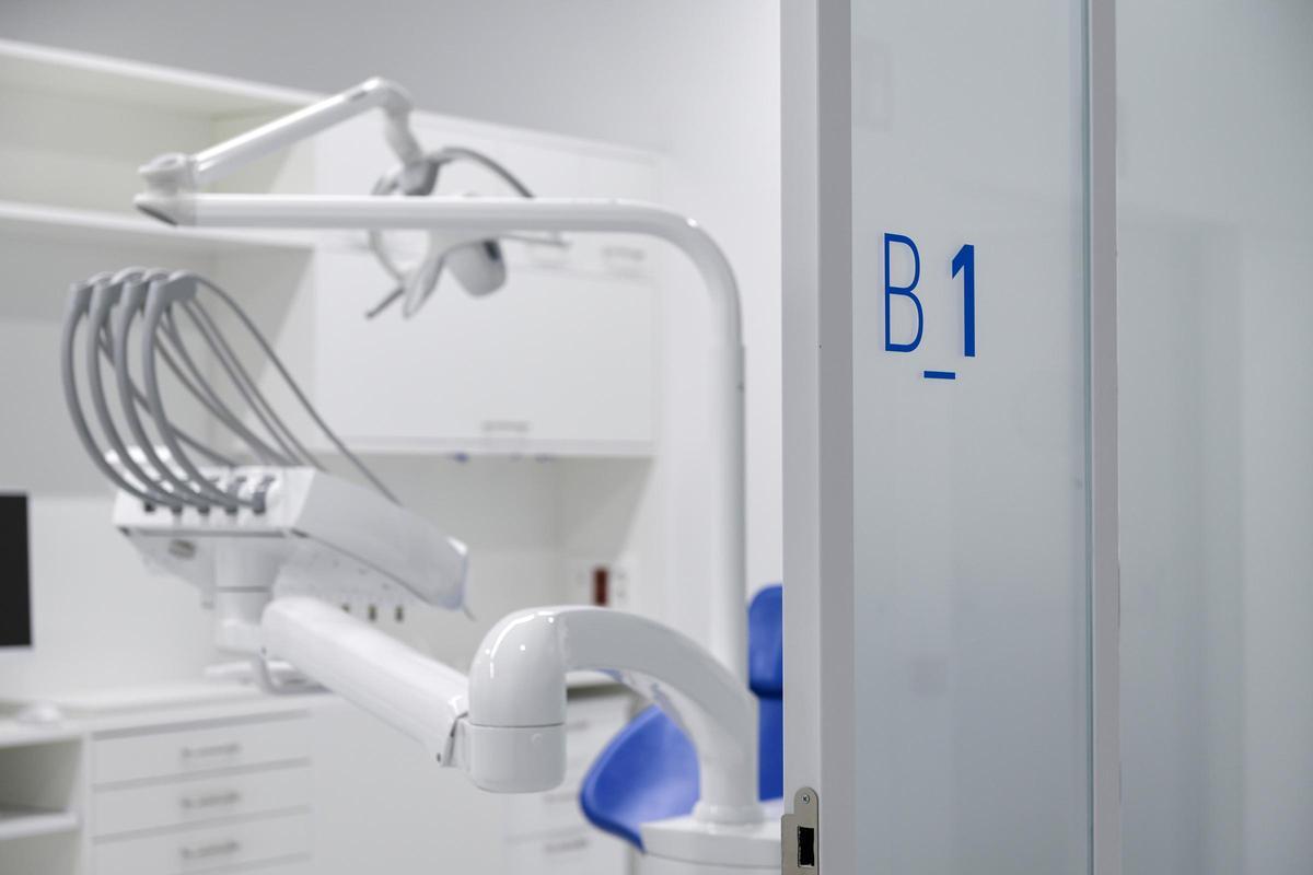 Una de les 22 consultes on es formaran dentistes a Manresa