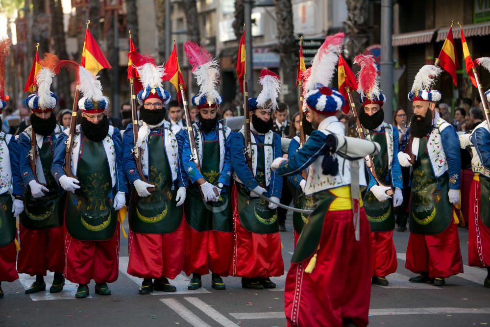 San Vicente celebra su entrada cristiana en las fiestas de Moros y Cristianos 2019