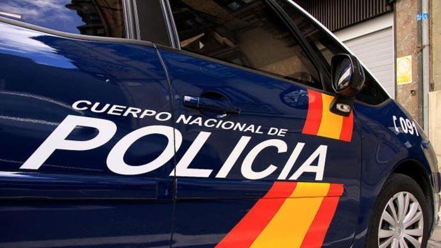 La Policía impide que una mujer se precipite desde el puente de Las Chumberas