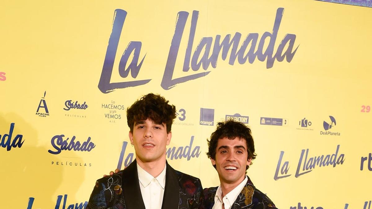 Javier Calvo y Javier Ambrossi en el estreno de 'La Llamada'