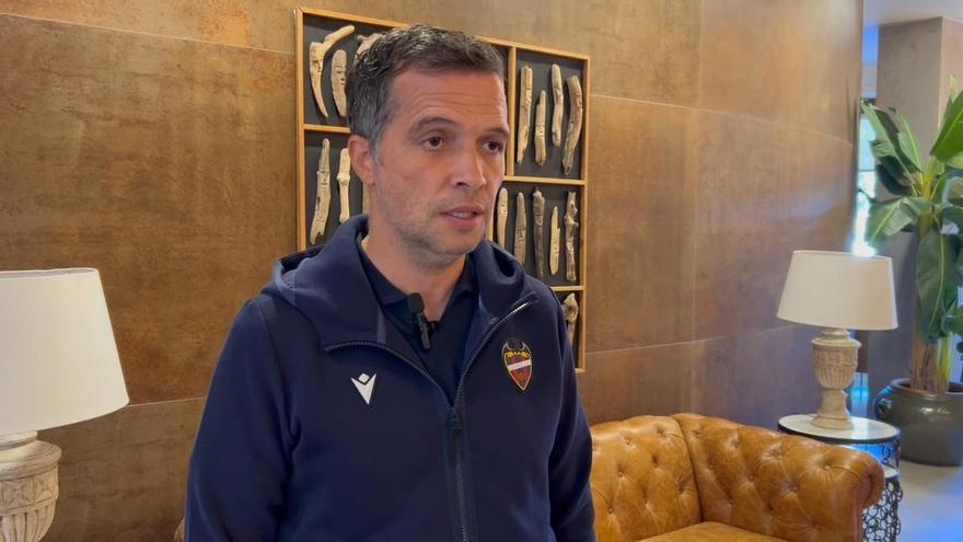 Luís Castro valora la suspensión del partido de Copa tras el accidente de tren