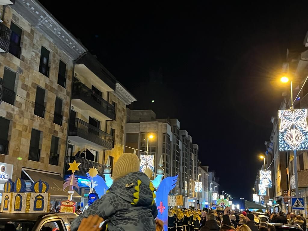 La multitudinaria cabalgata de Reyes de Villaviciosa