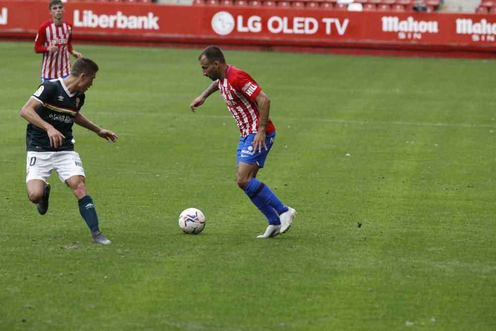 El partido entre el Sporting y el Logroñés, en imágenes