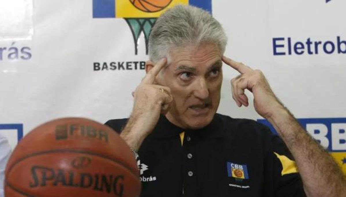 Moncho Monsalve, durant la seva etapa com a seleccionador de Brasil