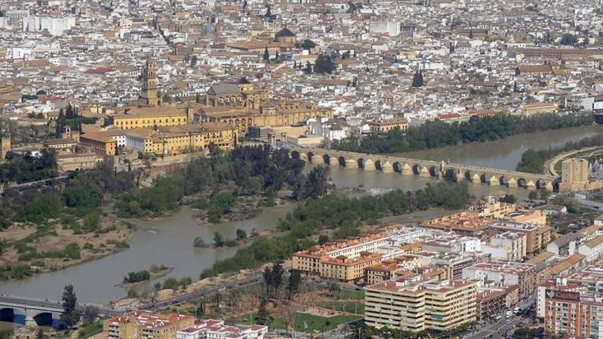 La federación de vecinos Al-Zahara mantiene su negativa a la quema de residuos en el casco urbano