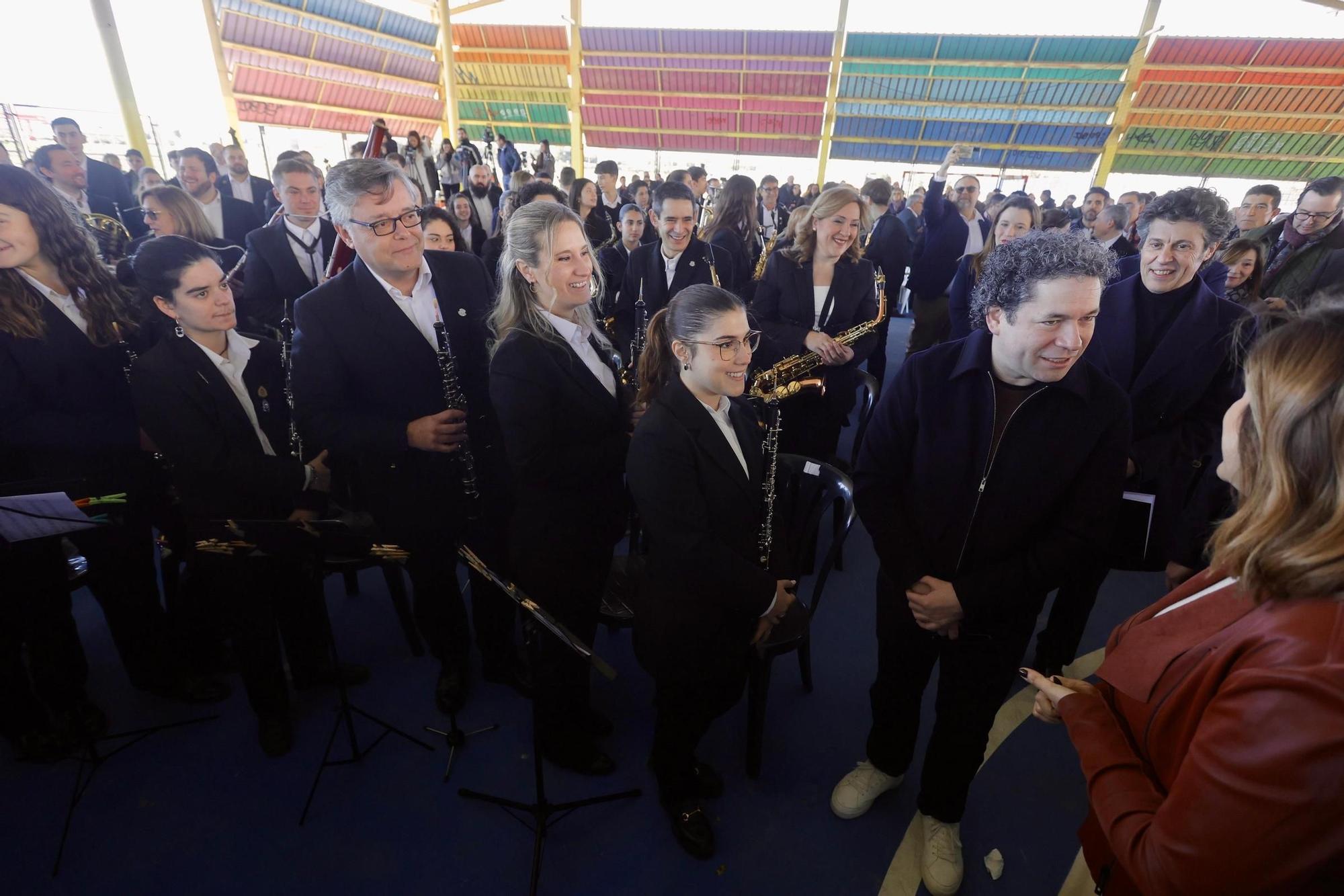 Dudamel vuelve a dirigir bandas de música en Castellar-l'Oliveral