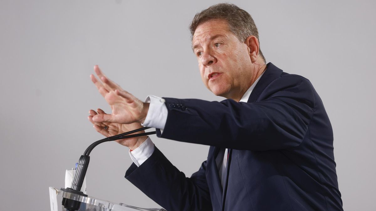 Page dice que "no hay salida digna" para Sánchez y cree que "falta muchísimo por saberse".