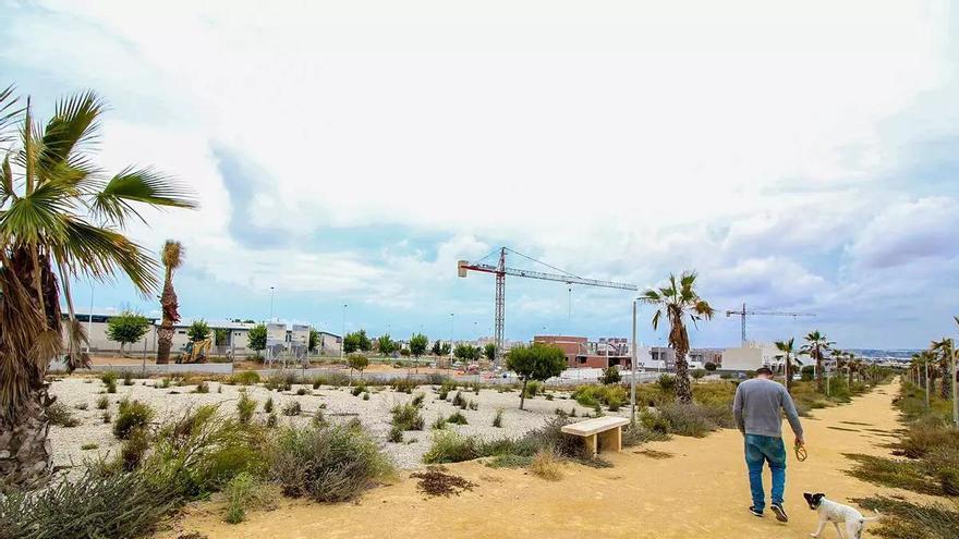 Torrevieja recurre a una modificación presupuestaria de 7,2 millones para zonas verdes, educativas y sociales