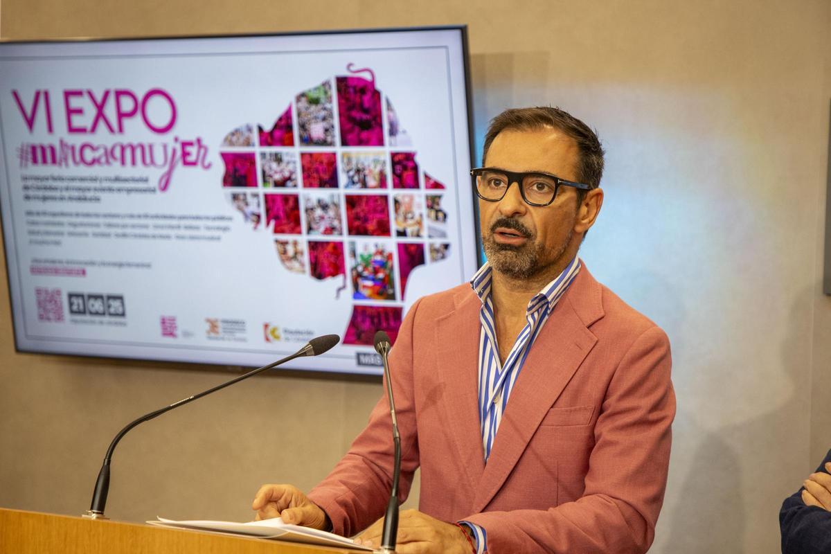 Félix Romero presenta la 6ª Expo Marca Mujer.