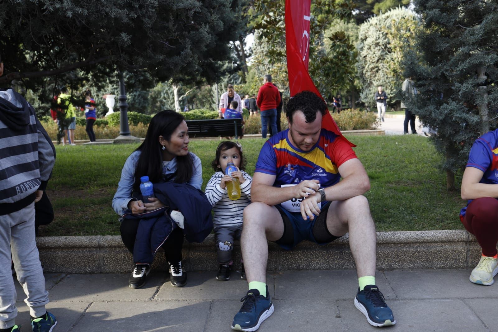 Zaragoza se vuelca con la carrera de la Policía Nacional contra el maltrato  - El Periódico de Aragón