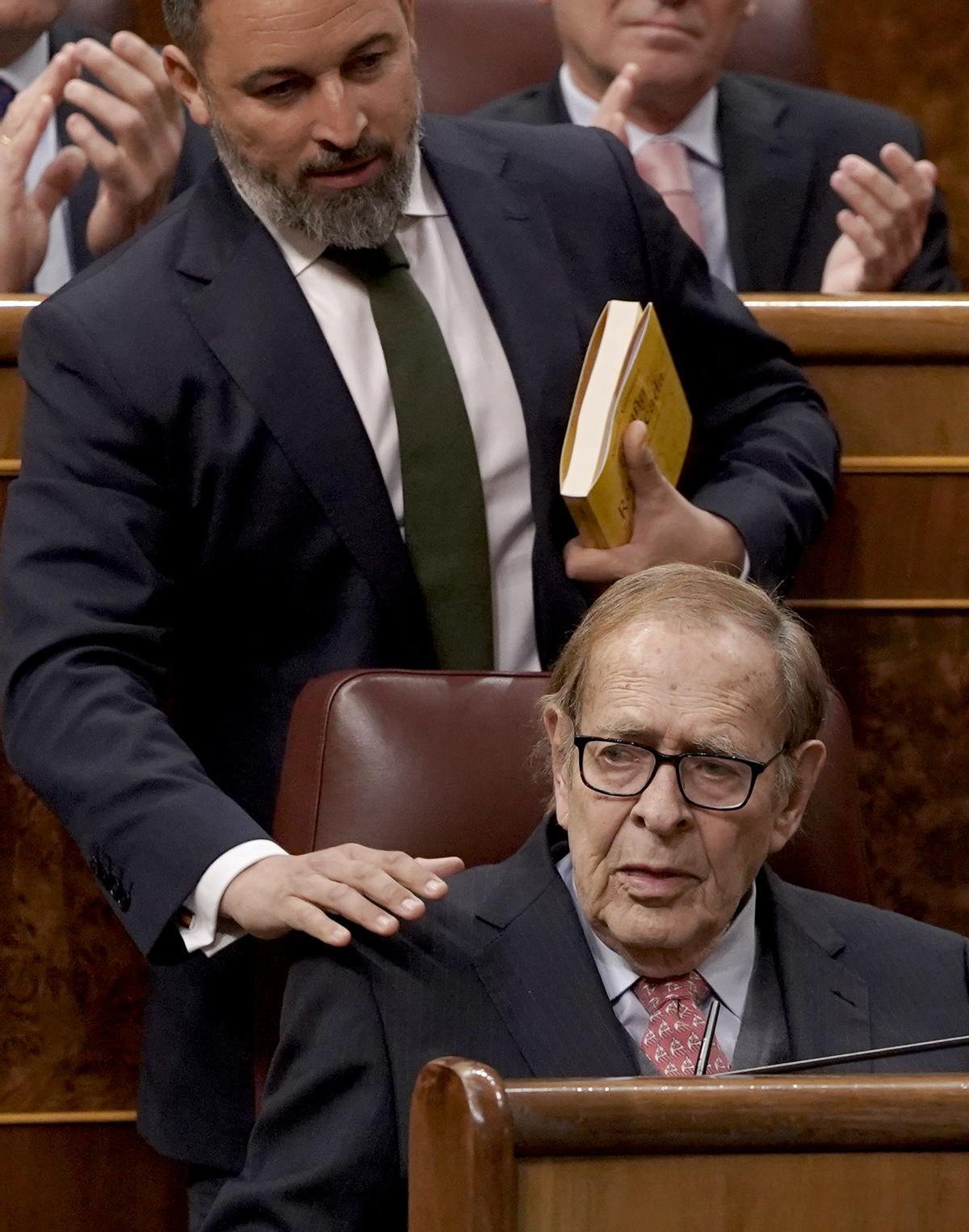 Santiago Abascal y Ramón Tamames. José Luis Roca