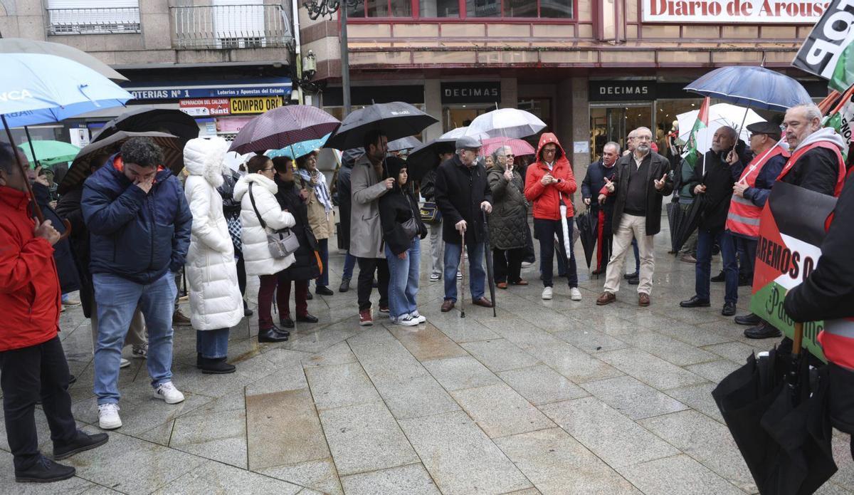 Parar la Guerra celebra una concentración en Vilagarcía | NOÉ PARGA