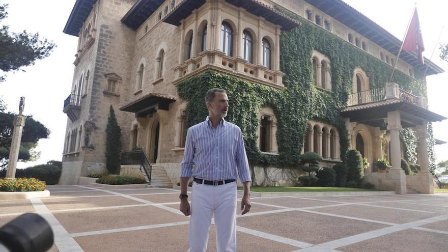 Posado de la Familia Real en el Palacio de Marivent