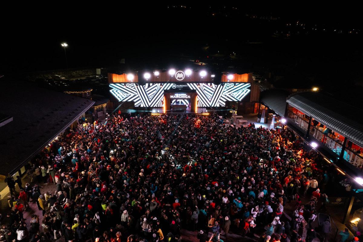 Una fiesta en Marchica el año pasado