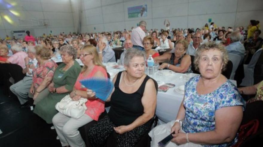 Los abuelos celebran su día en Cartagena