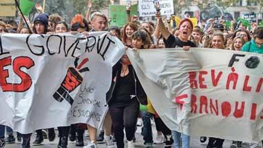 Manifestación de estudiantes contra la LOMCE y las reválidas del pasado miércoles.