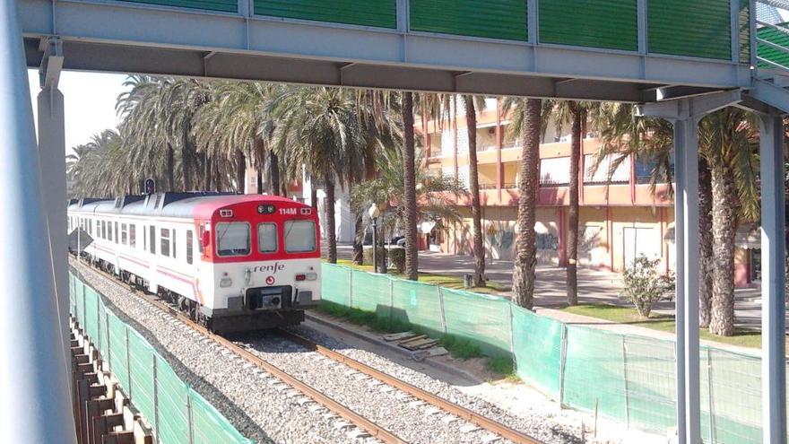 La estación del tren de Murcia acaba en Orihuela por una huelga