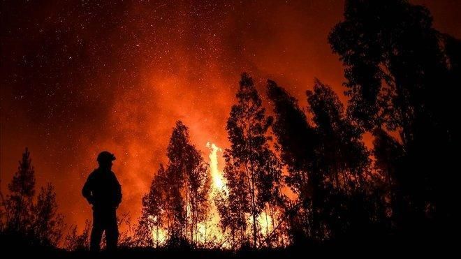 Portugal 'arde' y Extremadura se inunda de humo