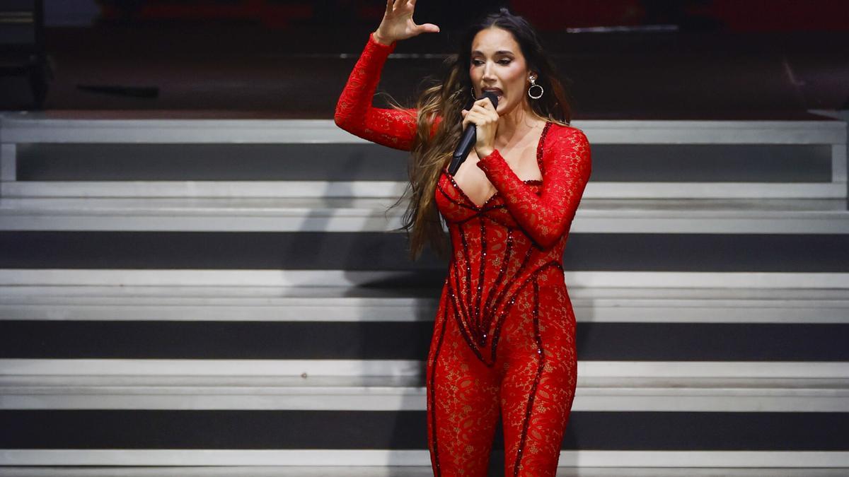 La cantante India Martínez durante el concierto que ha ofrecido en el Starlite que se celebra en el Ifema de Madrid.