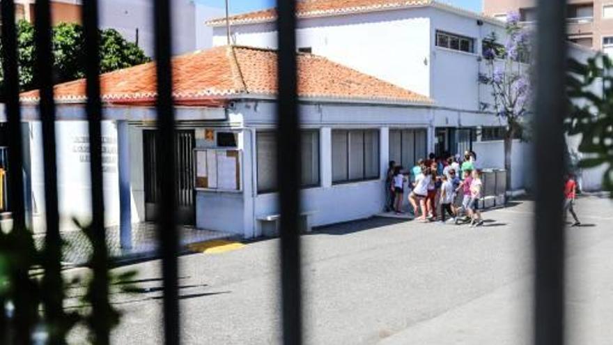 Imagen de un centro escolar de Torrevieja.