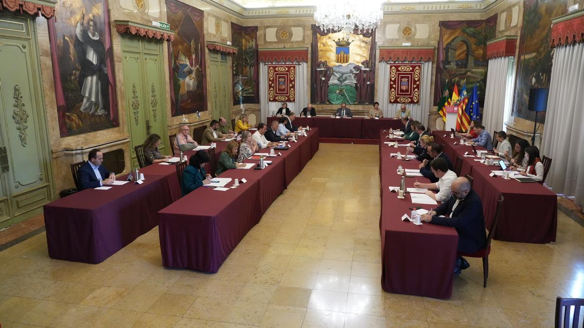 Momento del pleno ordinario de octubre en el Palau de les Aules