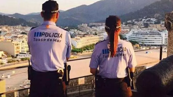 Dos detinguts per furtar un mòbil valorat en 1.400 euros a Lloret