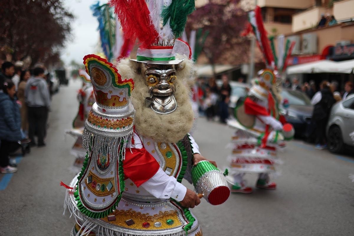 Búscate en las imágenes de la rúa de Carnaval de Ibiza