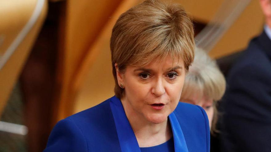 La primera ministra escocesa ha pausado sus planes.