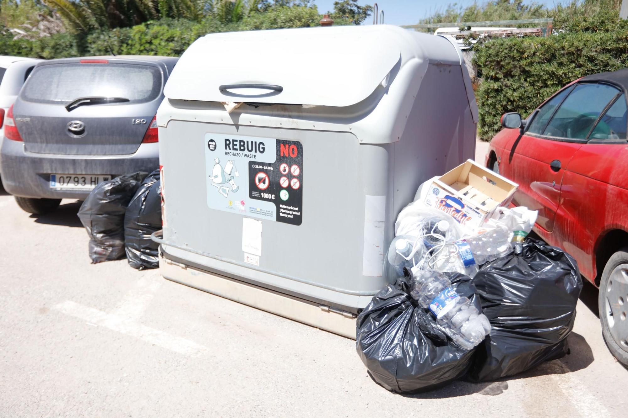 Primer día de huelga de basuras en Ibiza