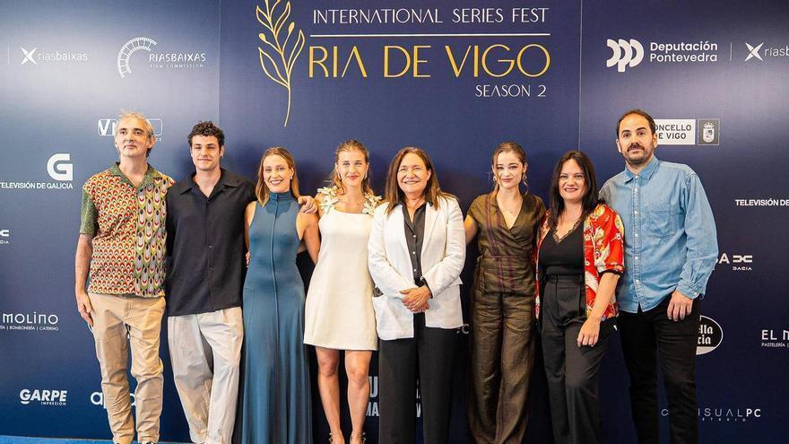 Los protagonistas de «Oasis» estrenan en Vigo la n