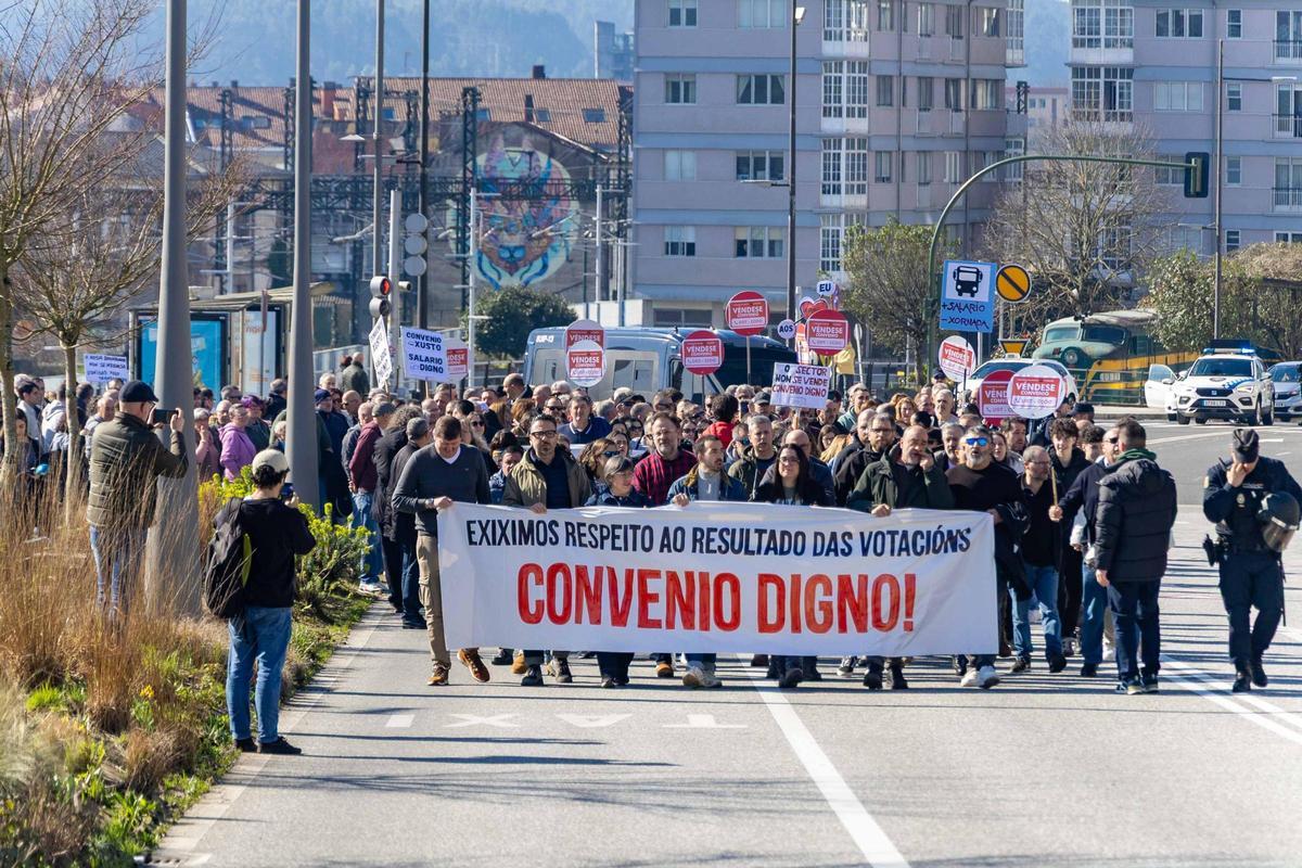 Manifestacion de la cig por el convenio del transporte de A Coruña