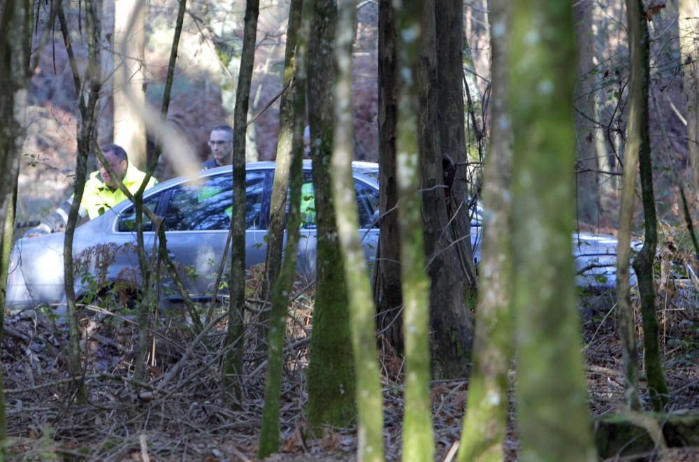 Hallan en un monte de Boqueixón el cuerpo del presunto asesino de la joven apuñalada en Santiago