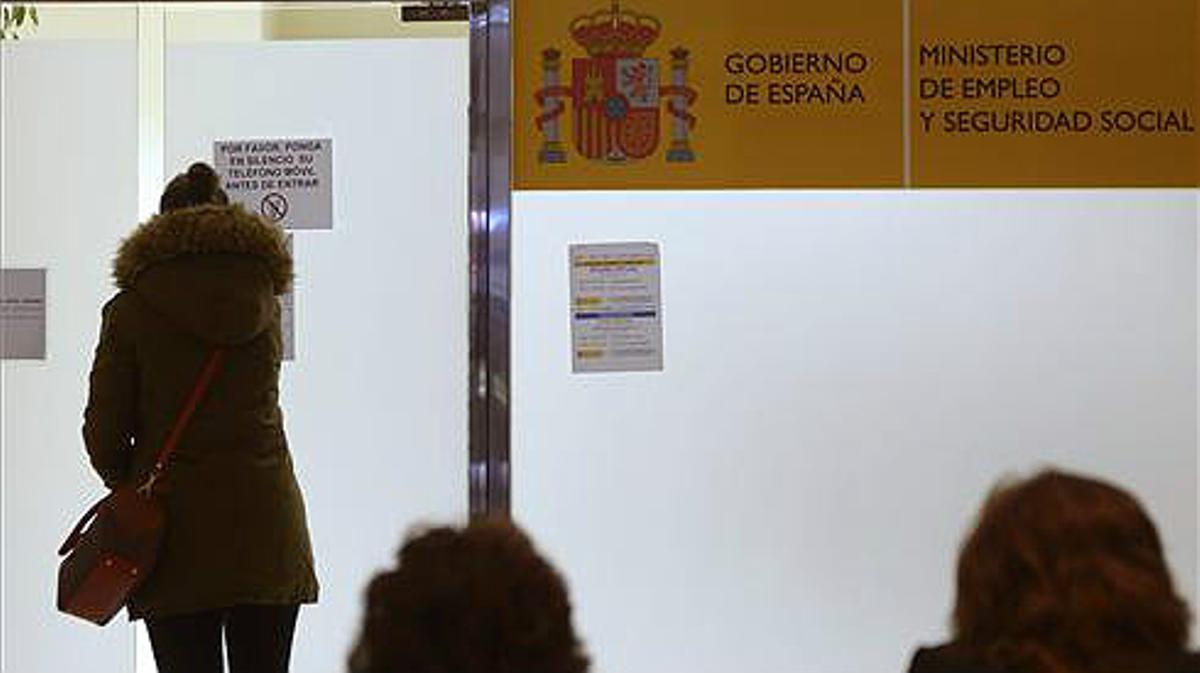 L’atur va pujar en 77.980 al gener.