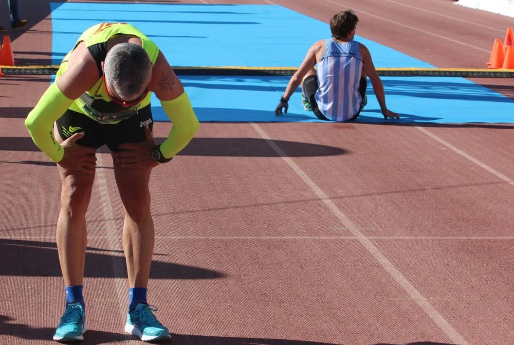 Más de 7.000 atletas tomaron la salida en una prueba que gozó de unas buenas condiciones para correr y que acabó encumbrando, de nuevo, al corredor del club Cueva de Nerja Abdelhadi El Mouaziz