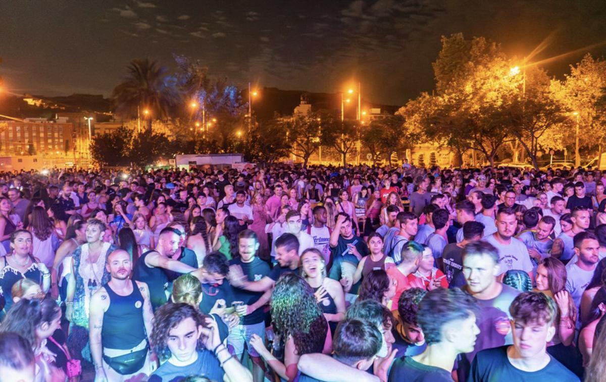 Concierto nocturno con motivo de las fiestas patronales de Sagunt.