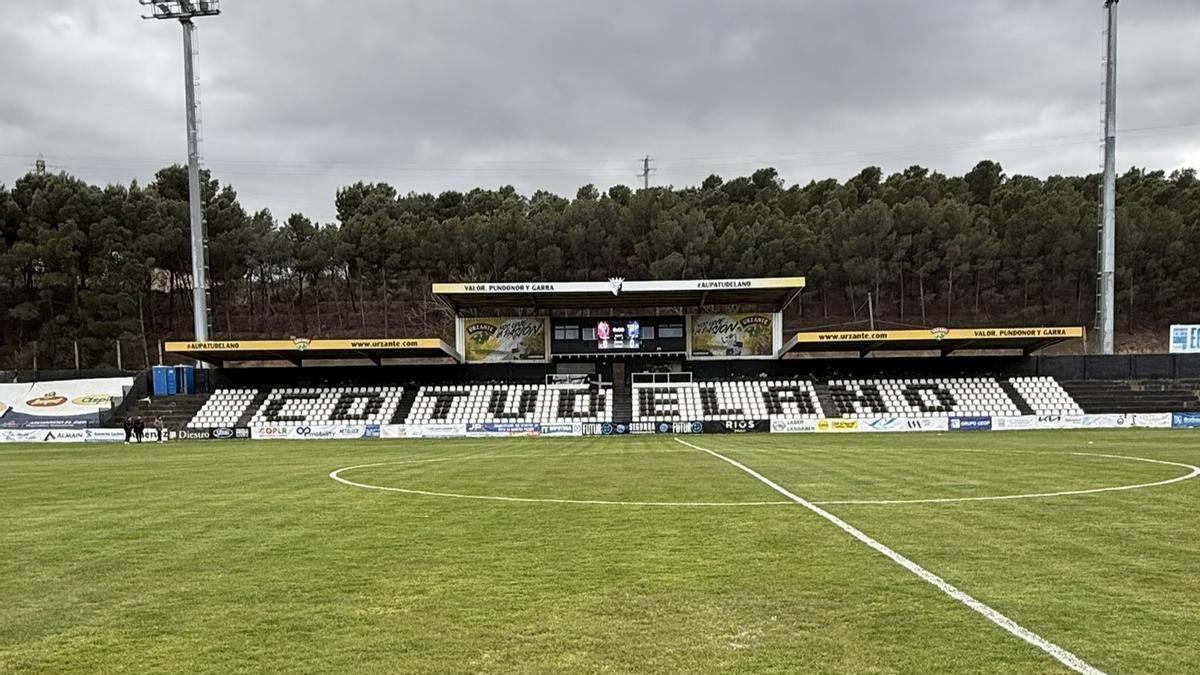 El campo del CD Tudelano, antes de la visita del conjunto aragonés.